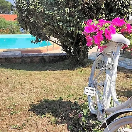 Beautiful For Two With A Pool Отель 3*